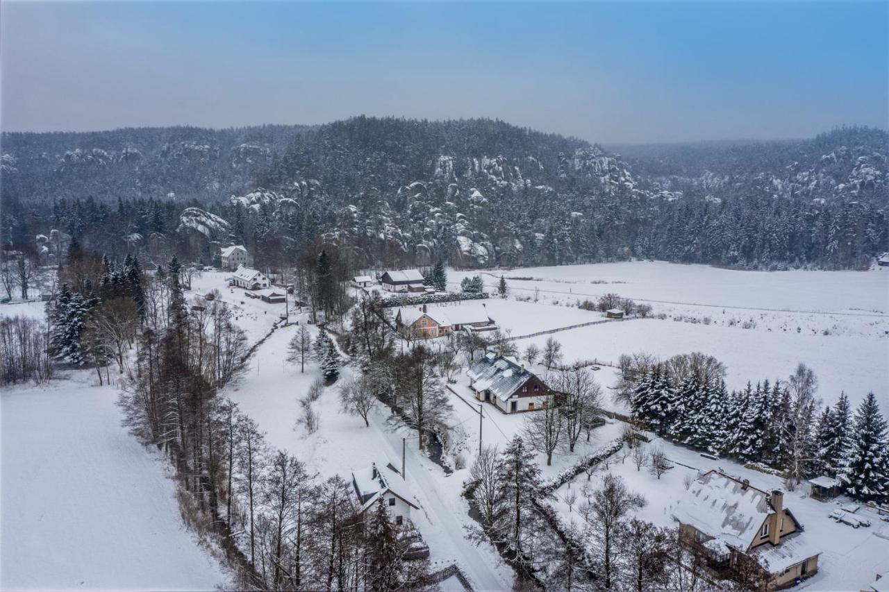 U Ozveny Dolni Adrspach Exterior photo